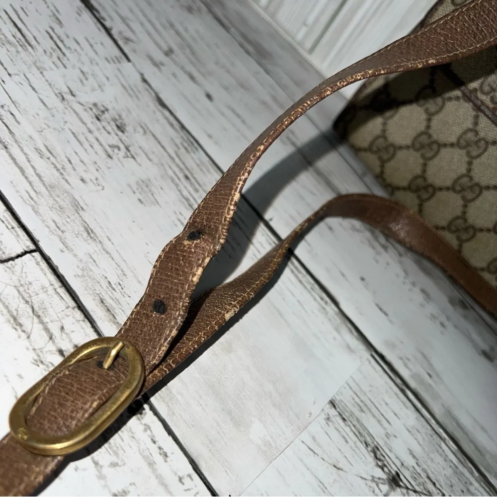 Gucci Vintage GG Monogram Canvas Crossbody Clutch Bag Brown Leather Trim - Picture 6 of 16